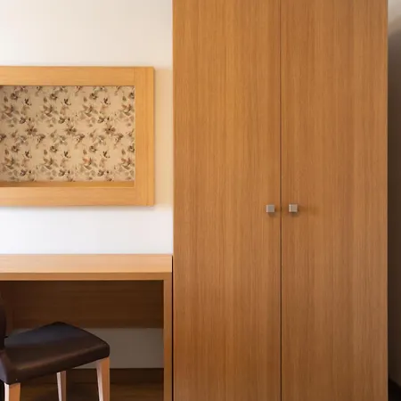 Hotel Le Torri - Castiglione Falletto 3*