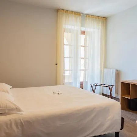 Hotel Le Torri - Castiglione Falletto