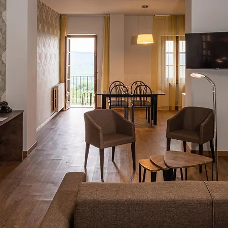 Le Torri - Castiglione Falletto Hotel 3*