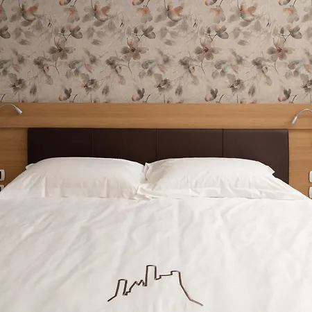 Hotel Le Torri - Castiglione Falletto