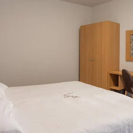 Le Torri - Castiglione Falletto Hotel