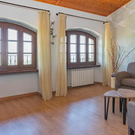 Le Torri - Hotel Castiglione Falletto