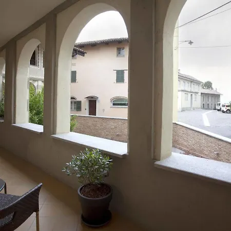 Le Torri - Castiglione Falletto Hotel Castiglione Falletto
